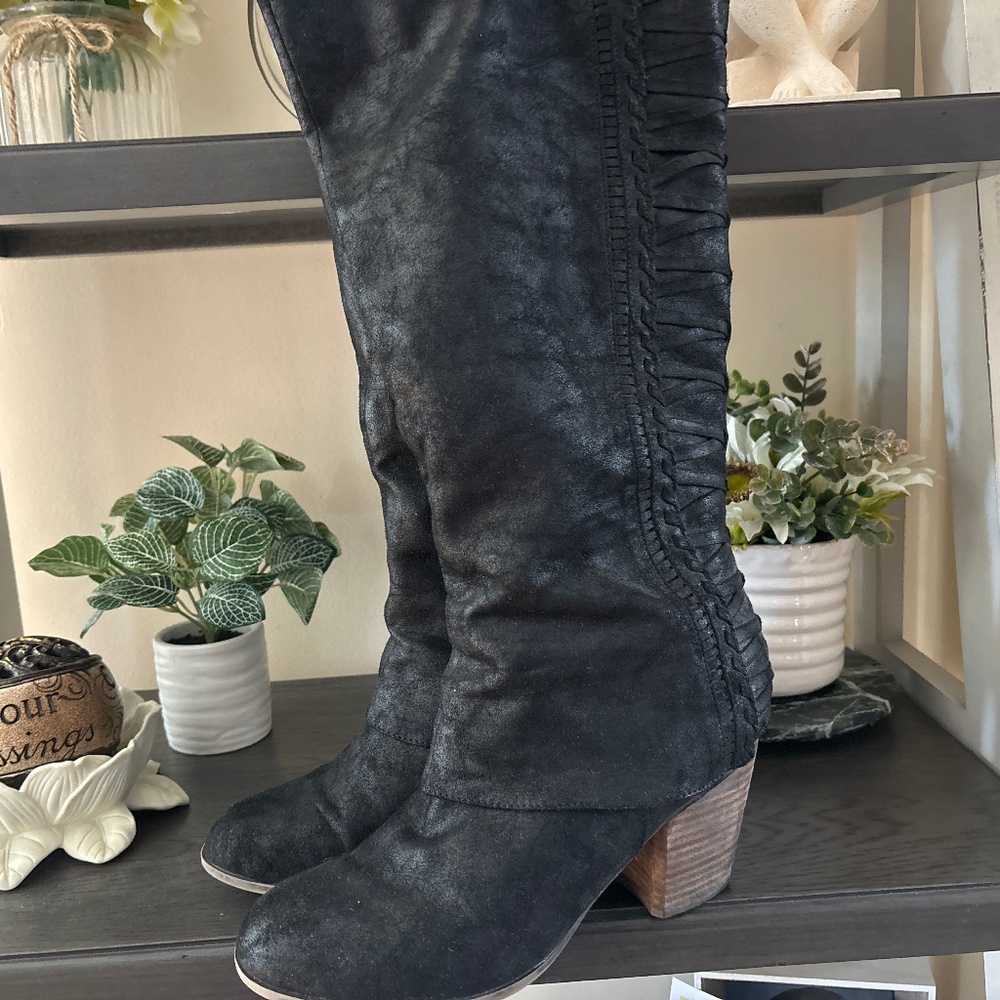 Fergie Black knee high boots